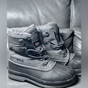 This is a pair of NORTIV 8 Men's Insulated Waterproof Snow Boots.